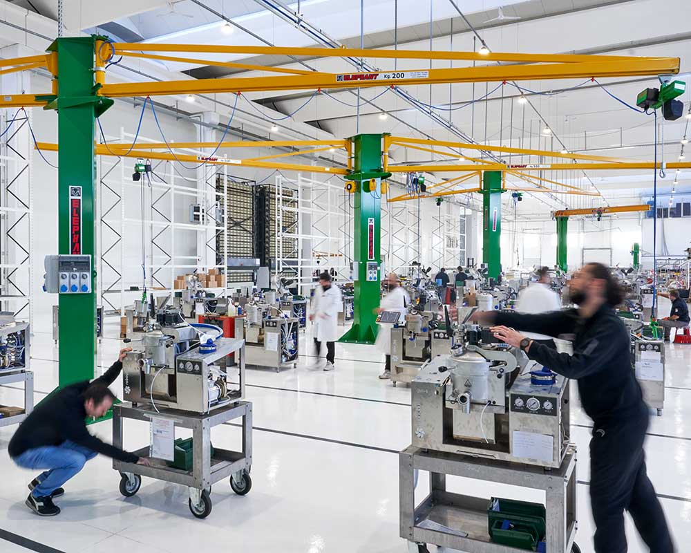 C.A.T. Roboqbo in Italia